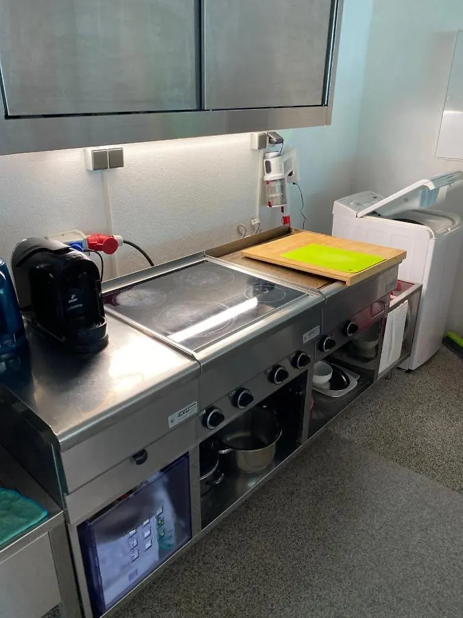 Big One Event Loft Gastro Kitchen, 200Qm, Up To 8 Beds Apartment Dresden 0*,  Germany